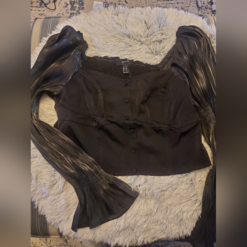 Plus Size Gigot Trumpet Sleeve Top Forever 21